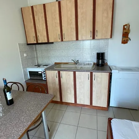 בית נופש In Nea Skioni, Sofia ניאה סקיוני